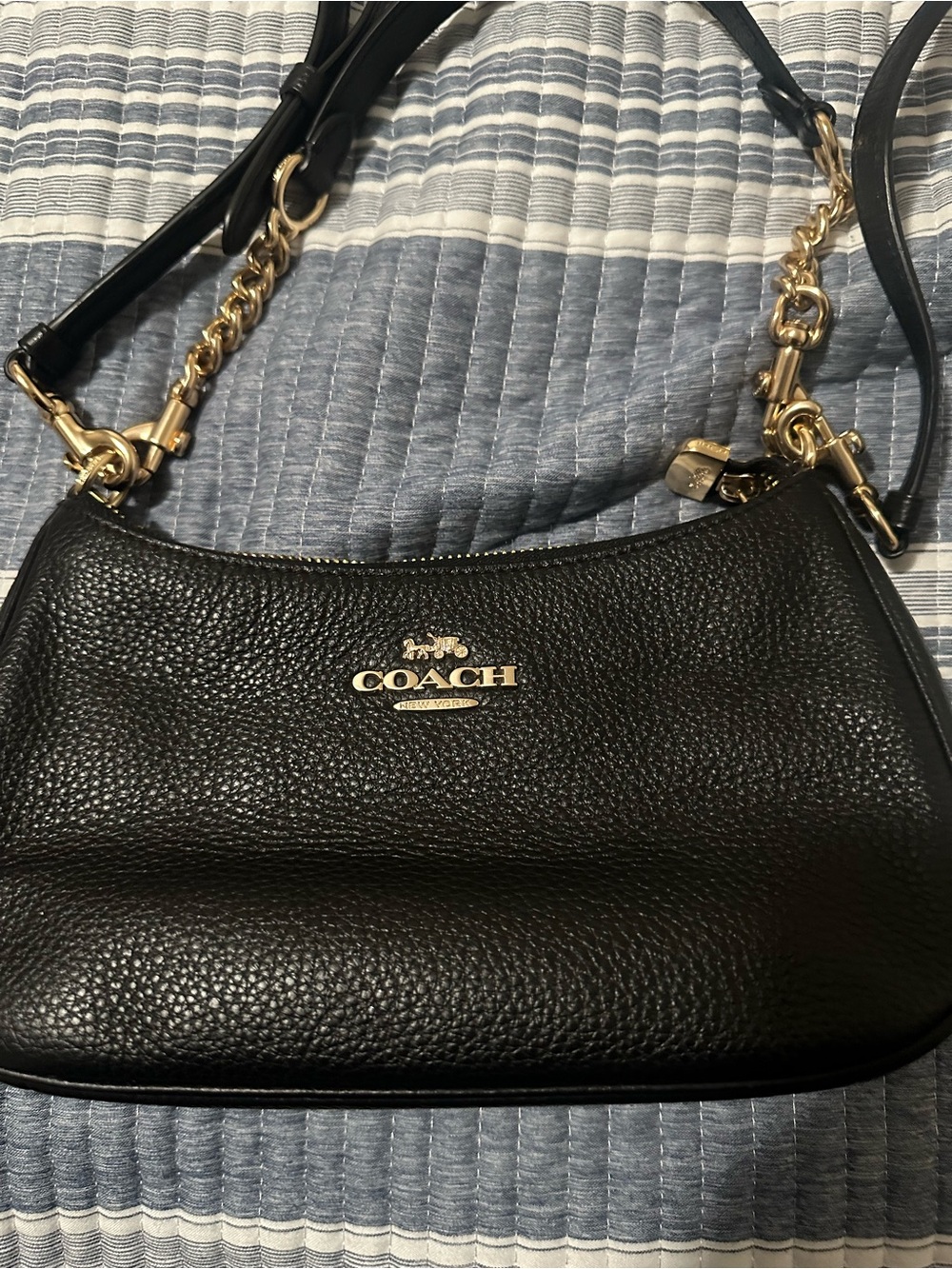 Coach Black Pebbled Leather Shoulder Bag with Gold-Tone Hardware - Picture 2 of 5